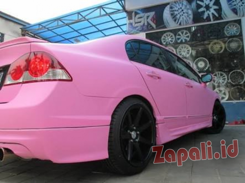 Gallery  / fotoJasa Wrapping Sticker Mobil